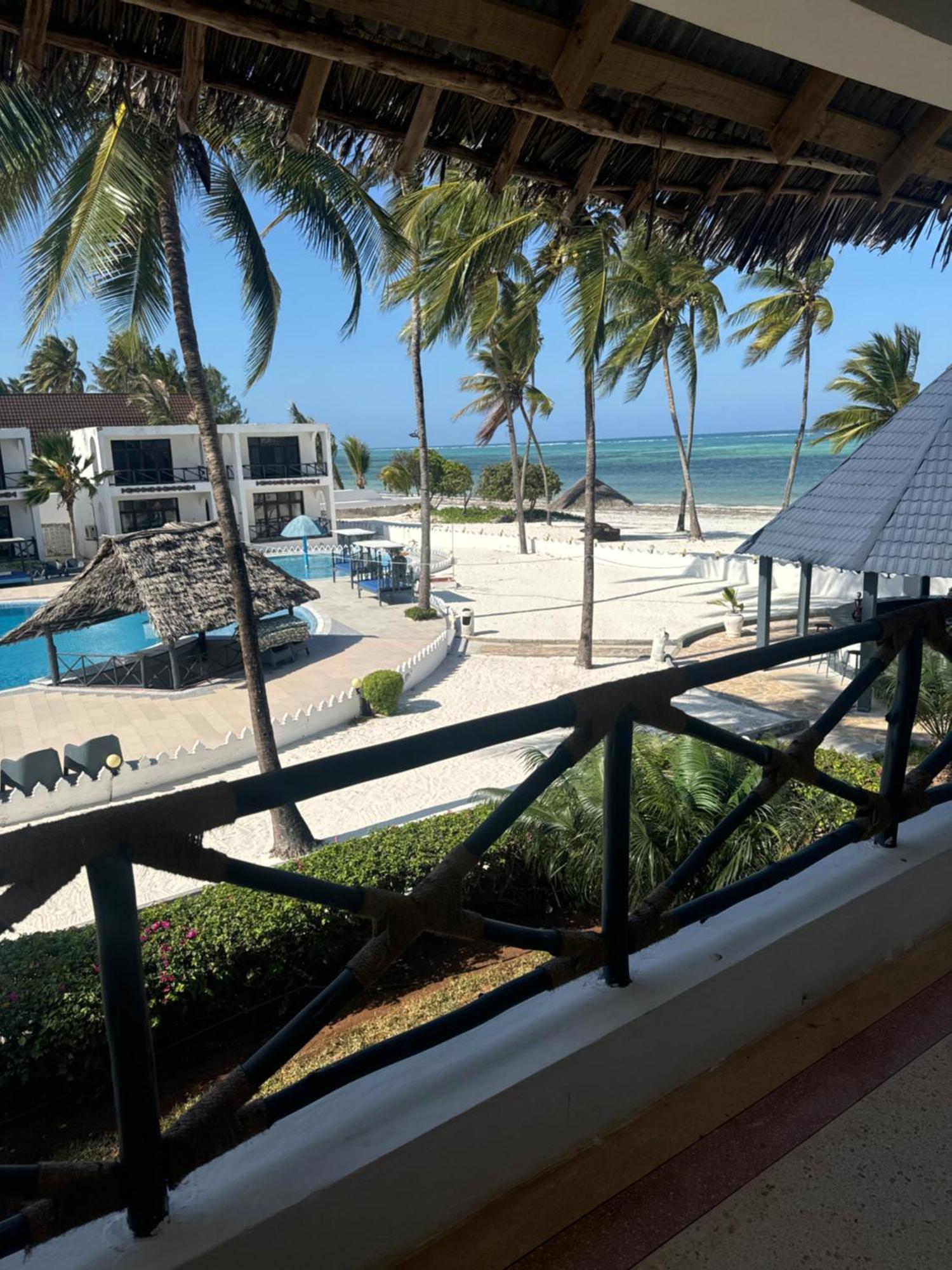 Zanzinite Beach Spa Hotel Zanzibar Exterior foto